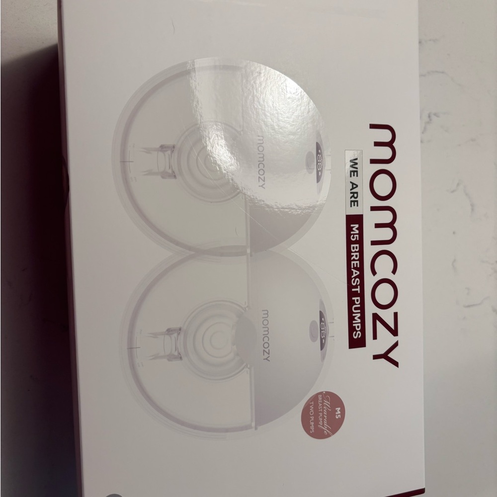 Momcozy Breast Pump - White